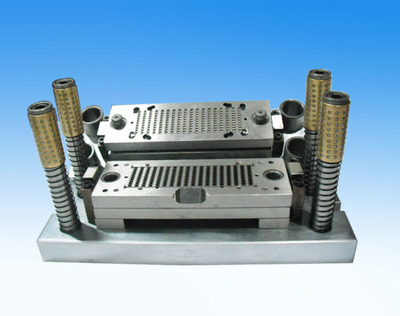 帅钢机械模架 一站式模具与模架解决方案专家